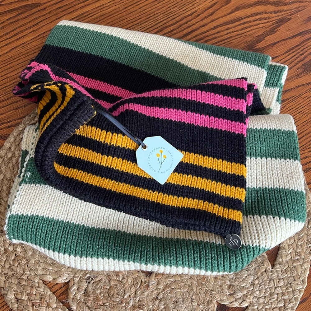 RockFlowerPaper NWT Canterbury Infinity Scarf Knit Multicolor Striped Classic